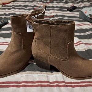 Old Navy Tan Ankle Booties